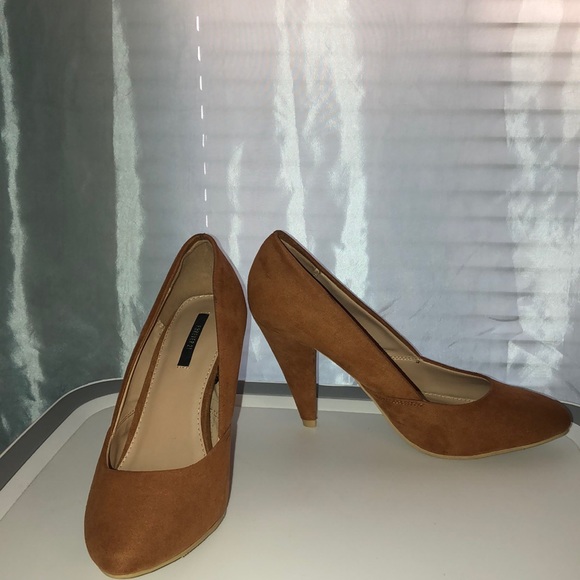 Forever 21 Shoes - Forever 21 suede shoes ‼️NEW‼️